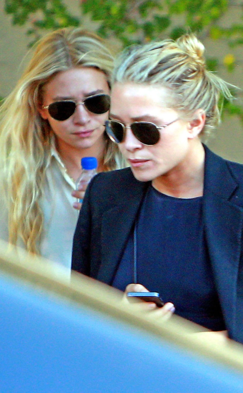 Mary-Kate, Ashley Olsen