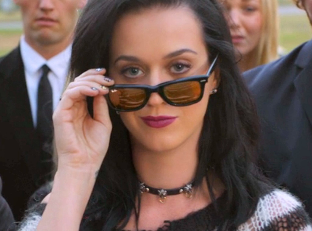 Katy Perry, Roar Music Video