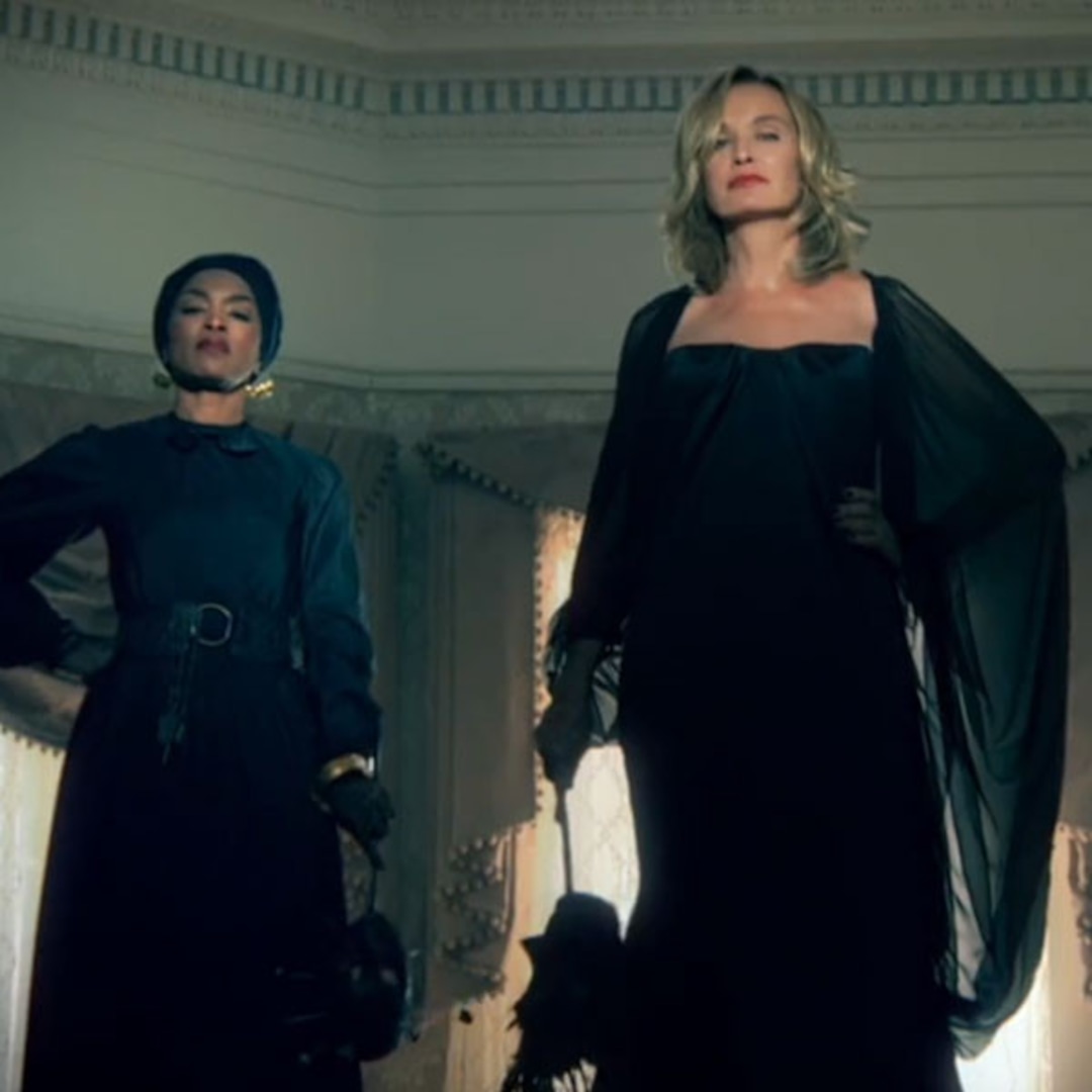 The new orleans mansion from "ahs: coven" Watch American Horror Story: Coven Trailer - E! Online