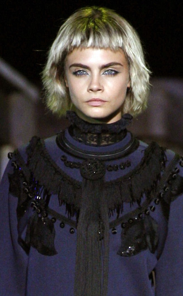 Cara Delevingne's New 'Do: Model Rocks Choppy Bob Wig at Marc Jacobs ...