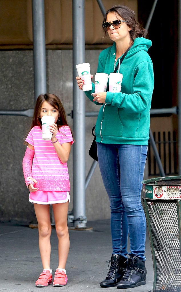 Katie Holmes And Suri Cruise From The Big Picture Todays Hot Photos E News 