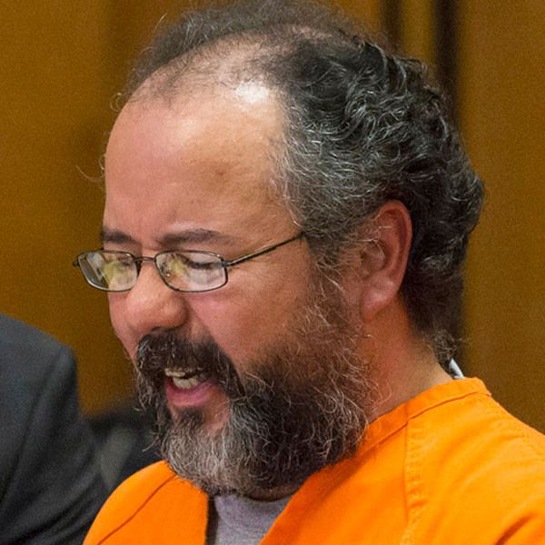 Ariel Castro Is Dead Found Hanged In Prison Cell E Online 