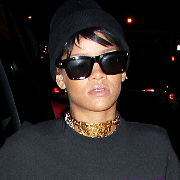 rihanna gold choker necklace