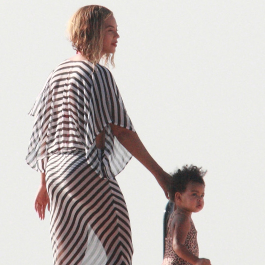 Beyoncé, Jay Z & Blue Ivy Do Italy for B's B-Day