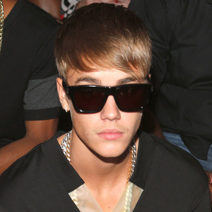 This Is What Justin Bieber Would Look Like With a Real Mustache | E! News