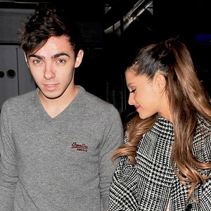 Kdo je nathan sykes datování wdw