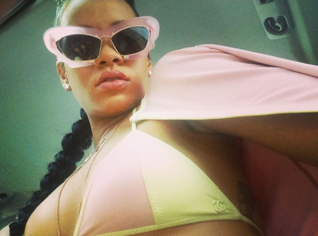 Rihanna Is The Queen Of Instagram Clapbacks E Online