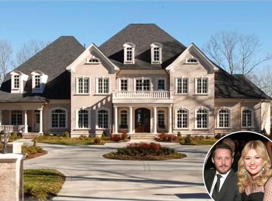 Inside Kelly Clarkson’s $2.8 Million Tennessee Home—Check Out the Bride ...