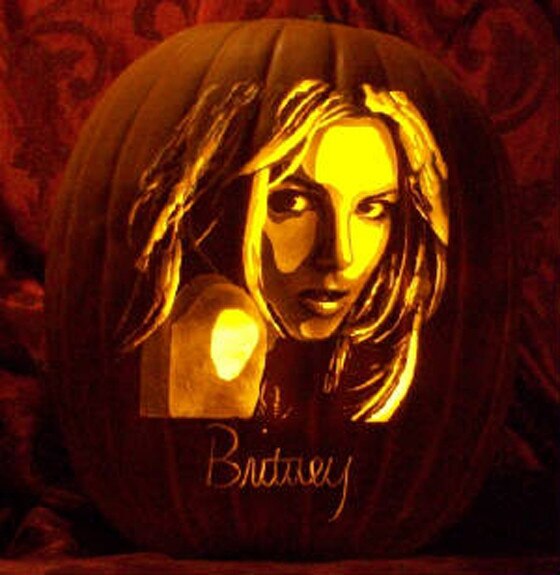 Britney Spears from Celebrity Jack-o'-Lanterns | E! News
