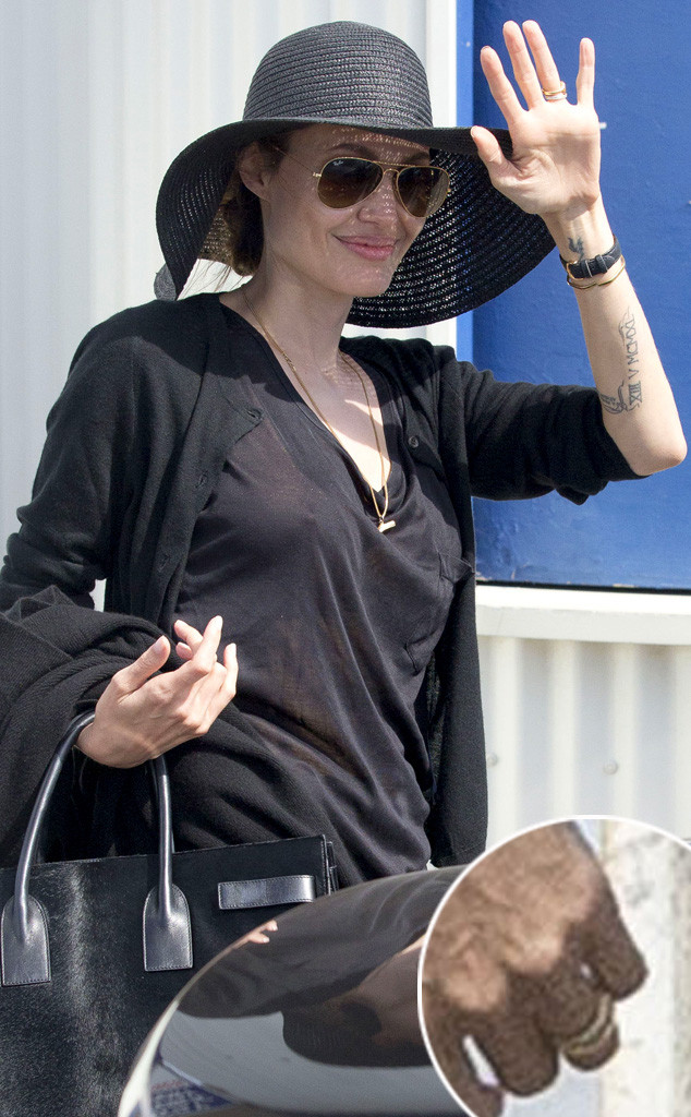 Angelina Jolie Spotted in Los Angeles Without Wedding Ring -- See the Pic!