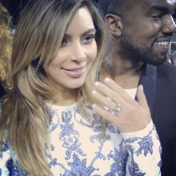 Kim Kardashian, Kanye West, Engagement, Twitter