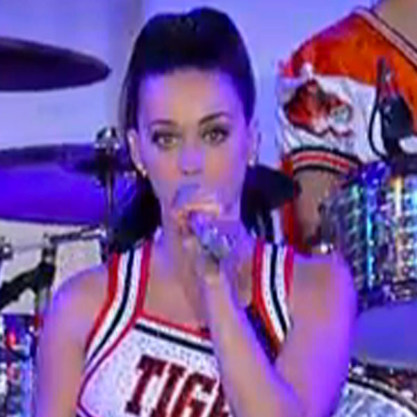 Katy Perry Whipped Cream M - Champion Party Supply