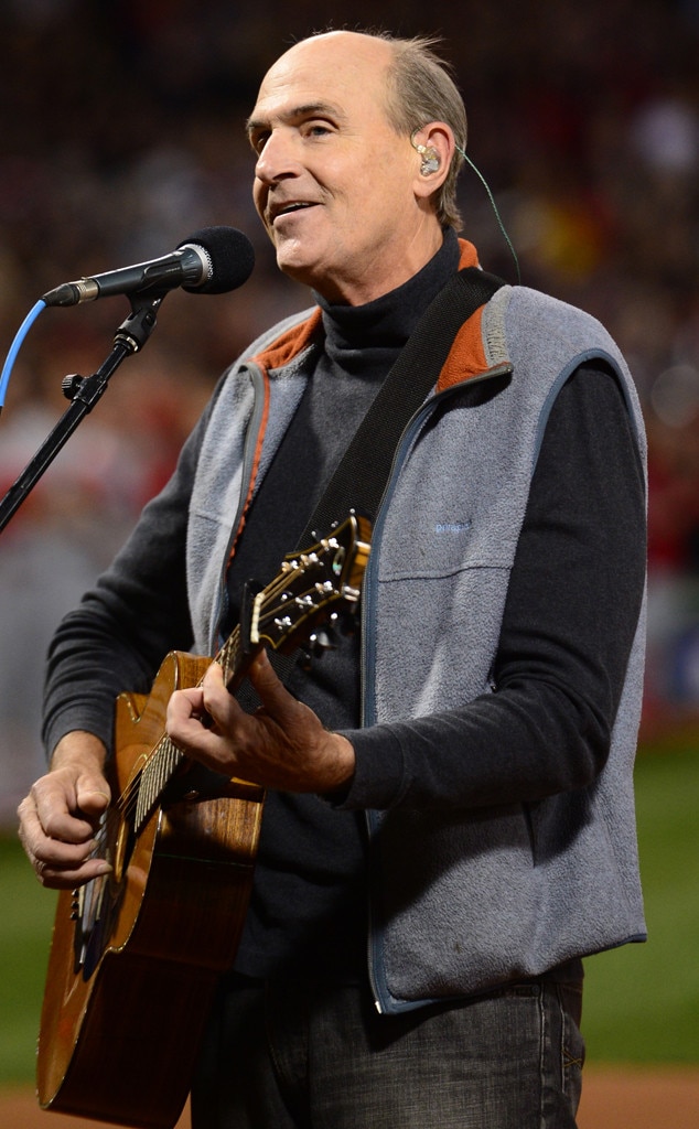 James Taylor Messes Up the National Anthem