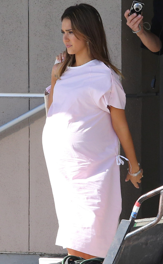 Jessica Alba Has Huge Baby Bump on Set of New Movie—See the Pic! | E! News