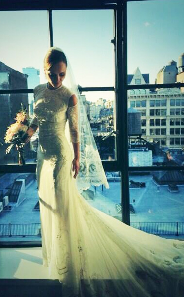 ESC: Christina Ricci, Wedding Dress