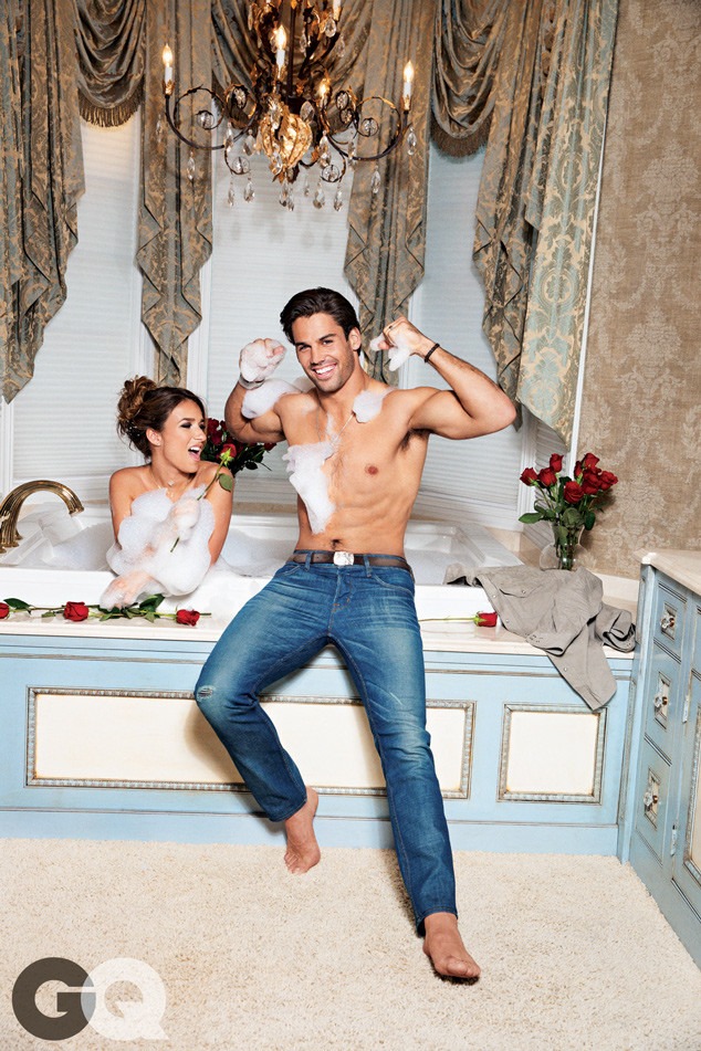 Eric Decker And Pregnant Jessie James Get Sexy In Gq—see The Couples Romantic Pics On Eric And 