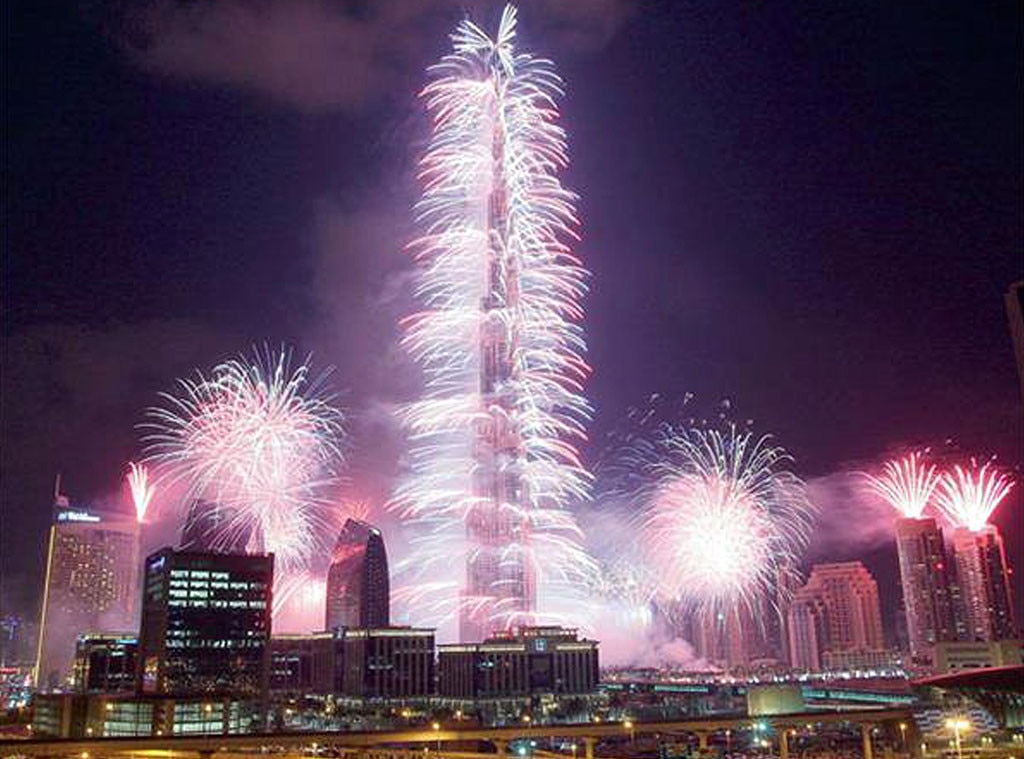 Dubai Set A World Record With Epic New Year's Fireworks Show