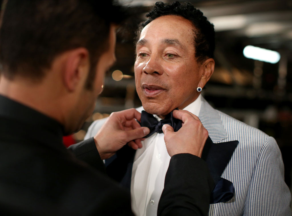 Smokey Robinson from 2014 Grammy Awards: Celebs' Candid Moments | E! News