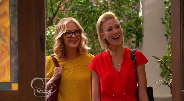 600px x 329px - Disney Introduces Its First Lesbian Couple on Good Luck Charlie - E! Online