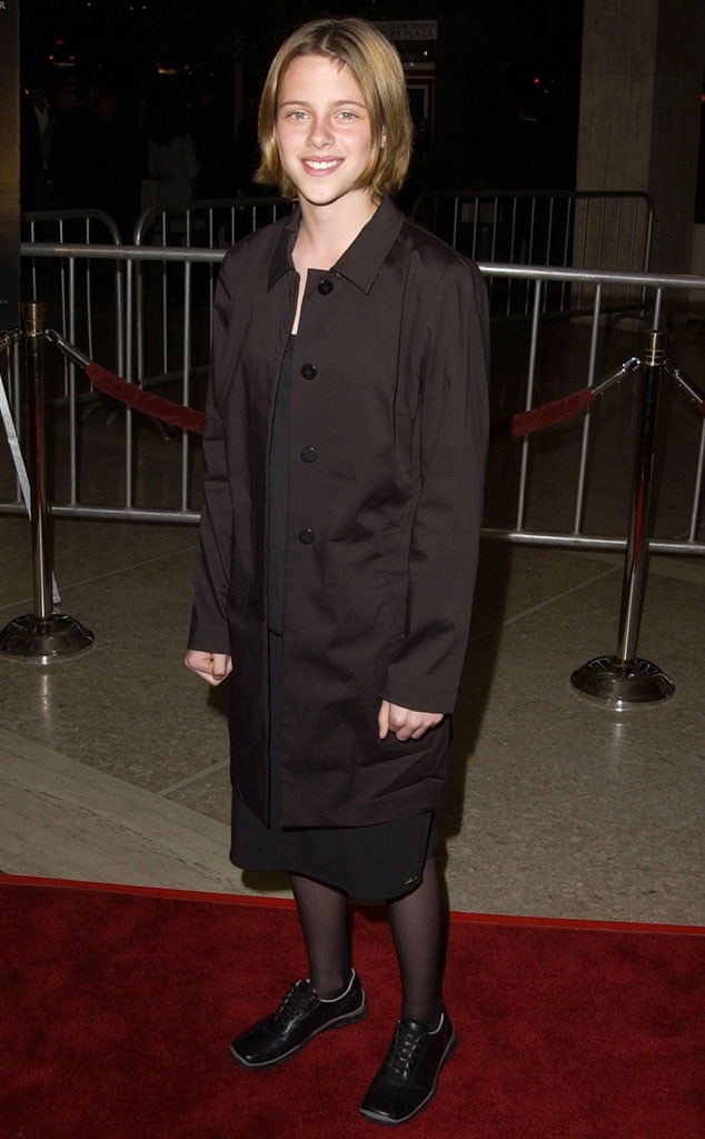 Kristen Stewart Amusiert Sich Uber Ihr Red Carpet Debut 2002