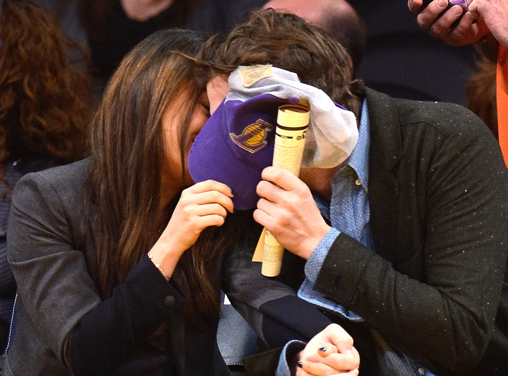 Kiss Cam! Ashton & Mila Smooch at the Lakers Game - E! Online - UK