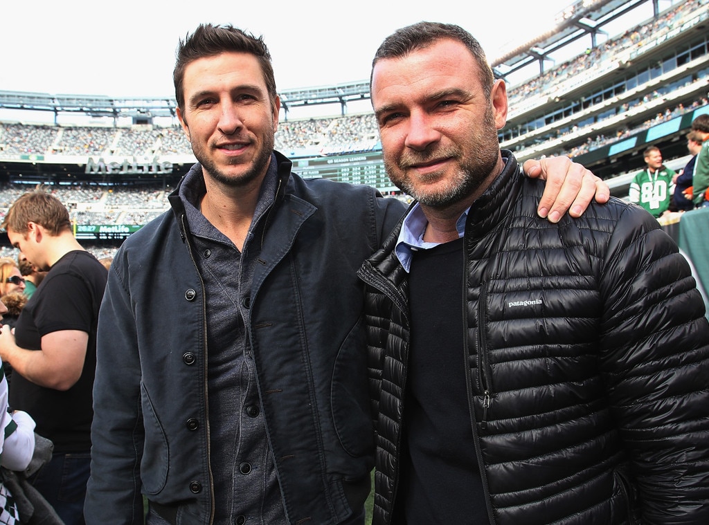 Liev Schreiber & Pablo Schreiber from Celeb Siblings You May Have About E! News