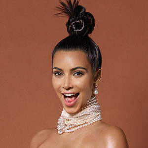 Kim K Reveals The Weirdest Rumors Shes Ever Read About Herself E