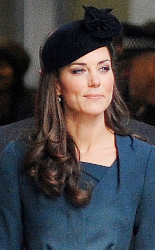 Lbb From Kate Middletons Hats And Fascinators E News