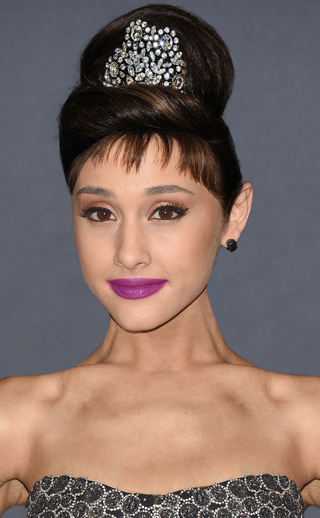 Audrey Hepburn From Ariana Grande Celeb Hairdo Swap E News France