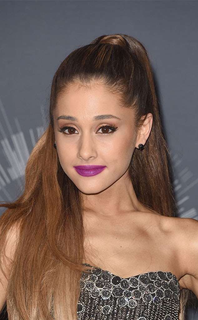 Ariana Grande has changed her hairstyle