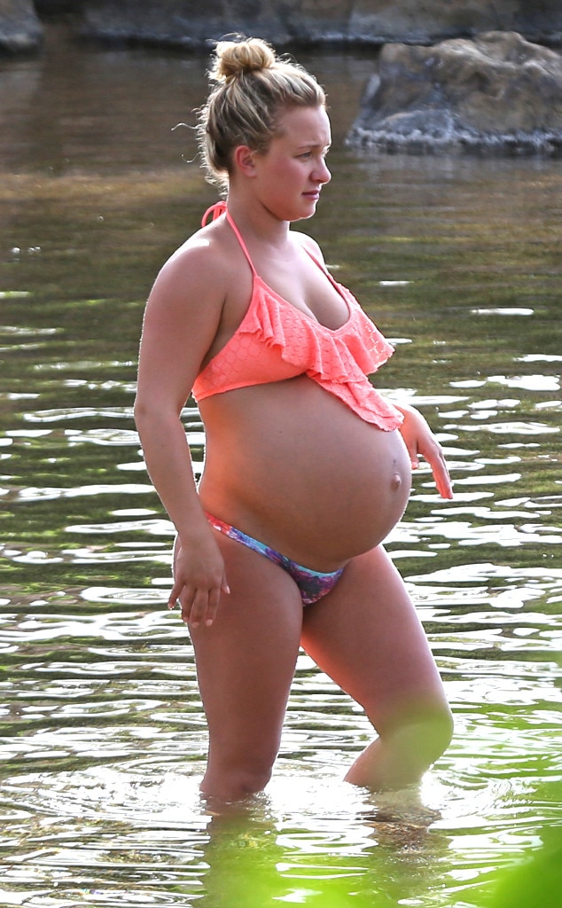 Photos from Pregnant Stars in Bikinis