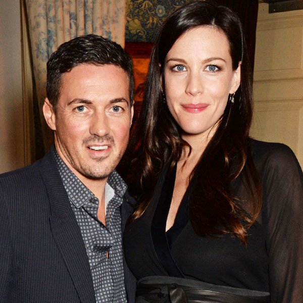 Pregnant Liv Tyler & BF Dave Gardner Are All Smiles at London Event - E ...