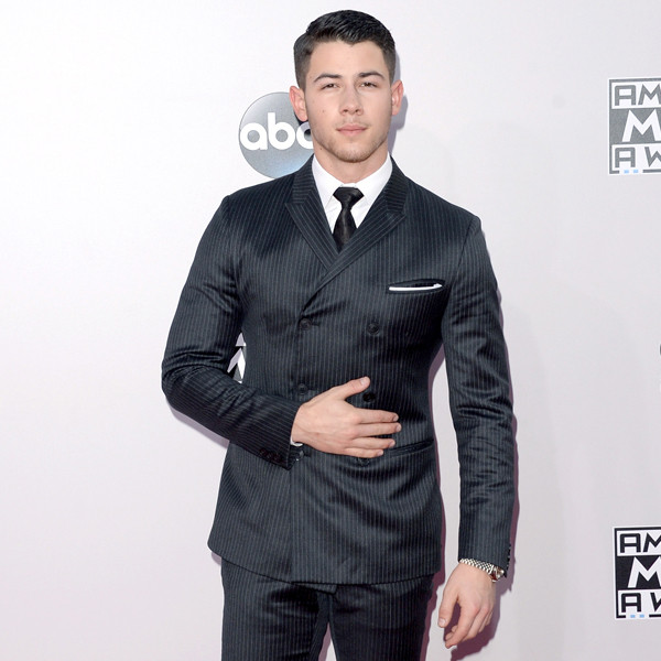 Watch: Nick Jonas Reveals What His Dad Thought of the Crotch Grab