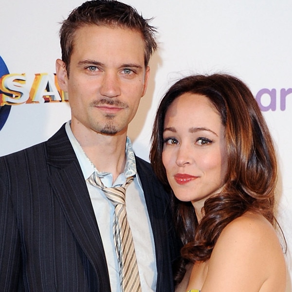 Autumn Reeser Files for Divorce From Husband Jesse Warren