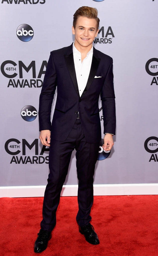 Hunter Hayes from 2014 CMA Awards Red Carpet Arrivals | E! News