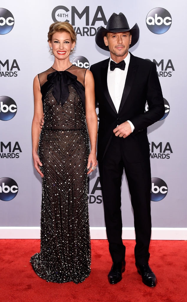 Faith Hill & Tim McGraw from 2014 CMA Awards Red Carpet Arrivals | E! News