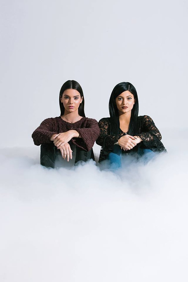 Kylie Jenner, Kendall Jenner, PacSun Holiday