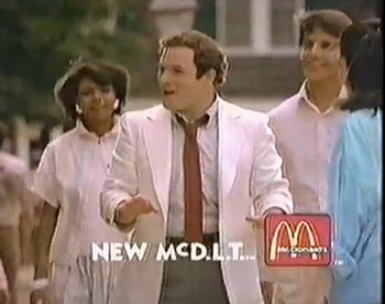 Throwback Thursday Jason Alexander Kept It Hot And Cool E News 0898