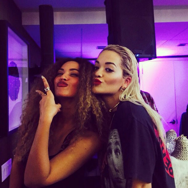 Rita Ora Nega Que Teve Caso Com Jay Z E Online Brasil