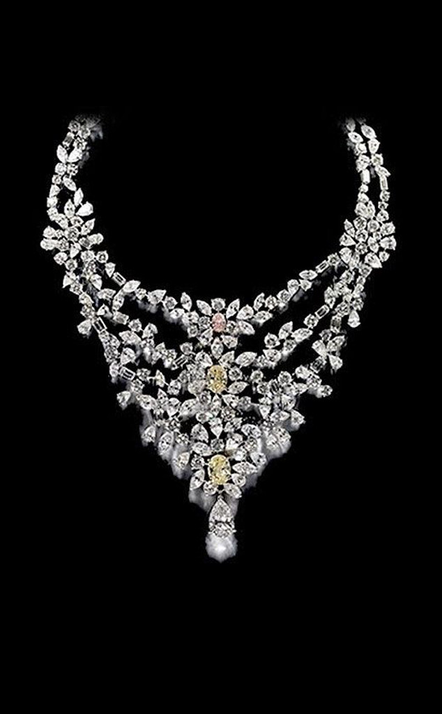 Marie Antoinette's Necklace from Stunning Royal Jewels From All Over ...