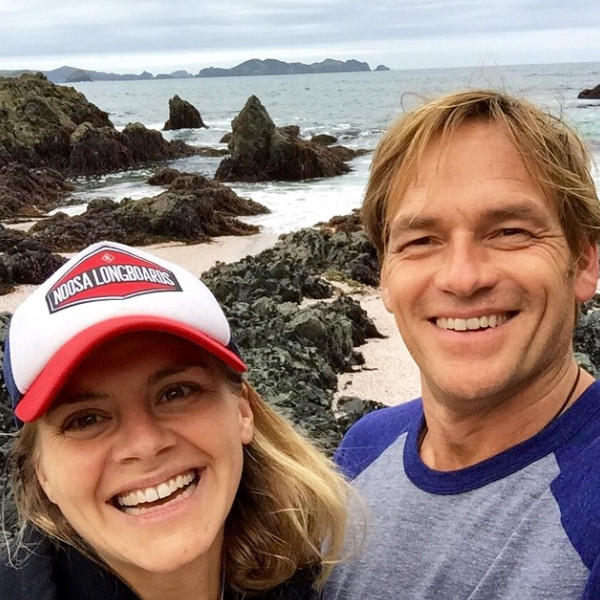 Happy Endings Star Eliza Coupe Gets Married E Online