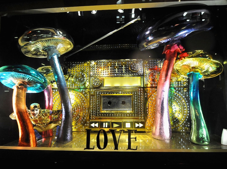 Holiday Window Display, Barneys NYC