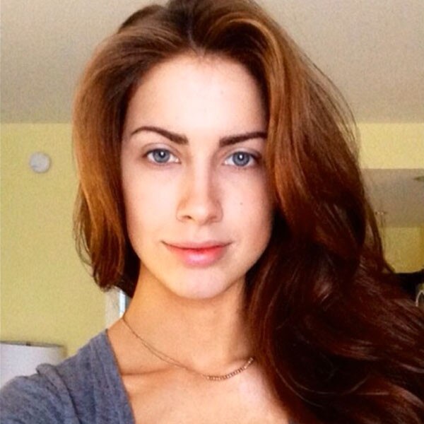 Katherine Webb Shares Beautiful Make-Up Free Selfie - E! Online