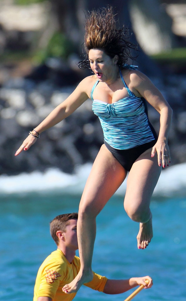 Mariska Hargitay Plunges Off a High Dive in Hawaii