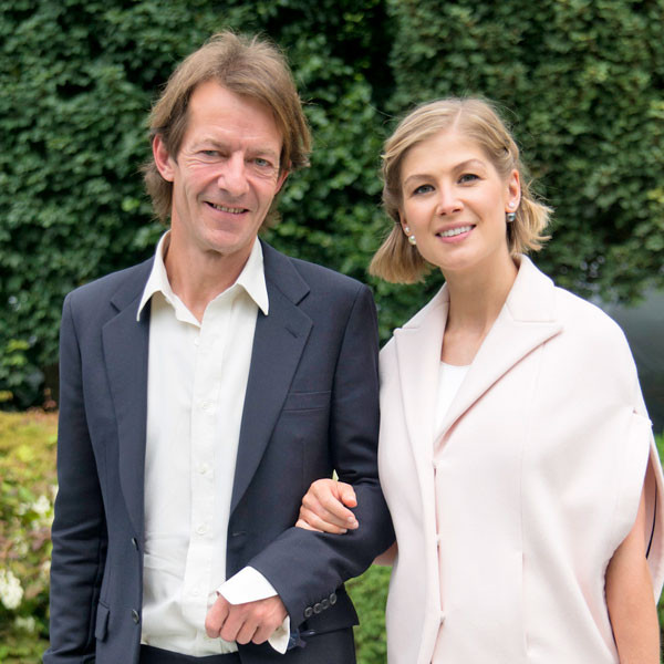 Exclusive It S Another Boy For Rosamund Pike E Online