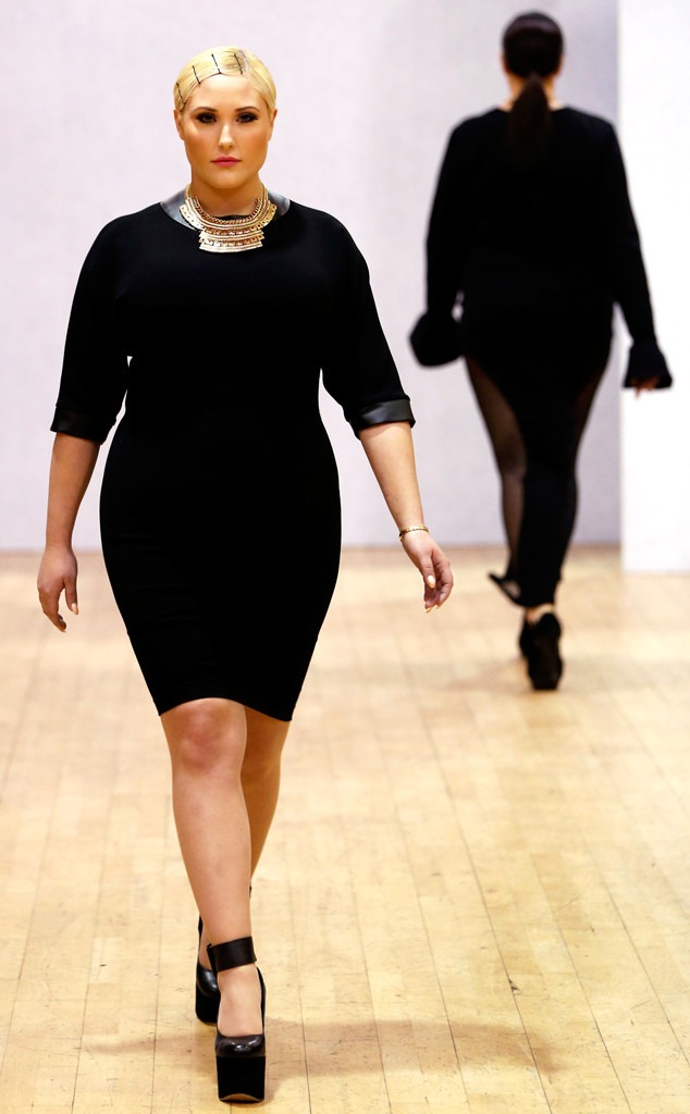 Hayley Hasselhoff Stuns in British Plus Size Fashion Show | E! News