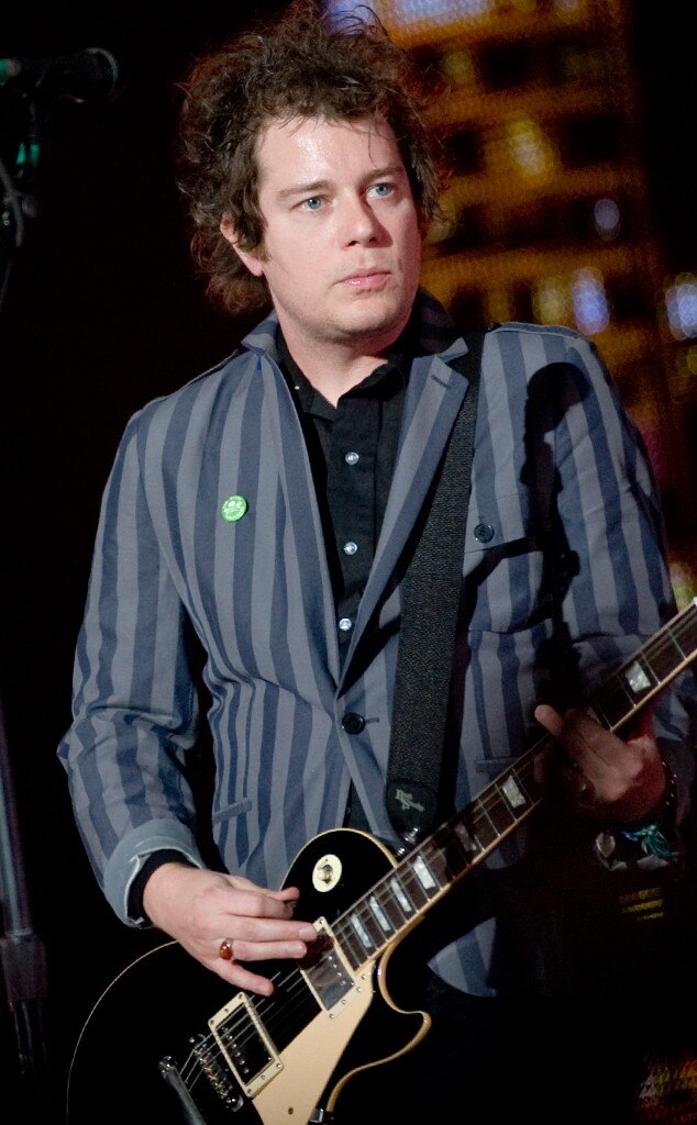Green Day Guitarist Jason White Diagnosed With Tonsil Cancer, Band Says
