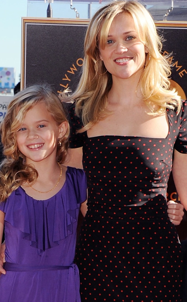 Ava Phillippe, Reese Witherspoon