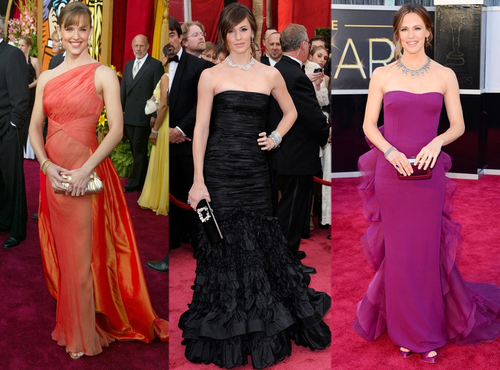 Jennifer Garner from Oscar Gowns Through the Years | E! News