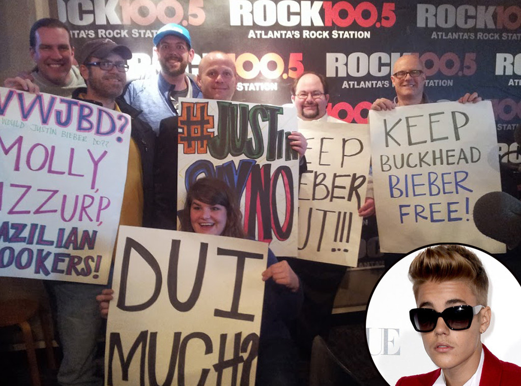Justin Bieber, Protest
